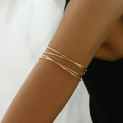 Factory Direct Supply of European and American Hot-Selling Jewelry, Cross-Border Metal C-Shaped Bracelets, Personalized Cut Out Retro Bracelets